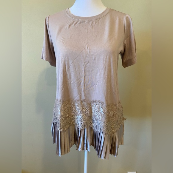 DG2 by Diane Gilman Blouse Tunic Size XS - Picture 2 of 9